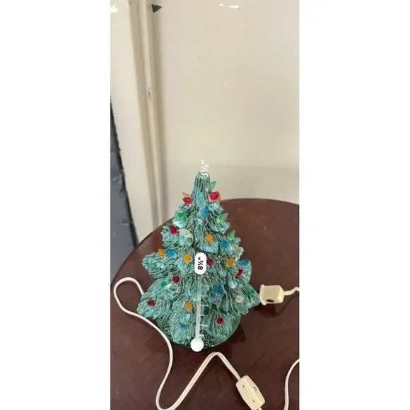 Vintage‎ Ceramic Christmas Tree Light-Up Decor With Multicolored Bulbs